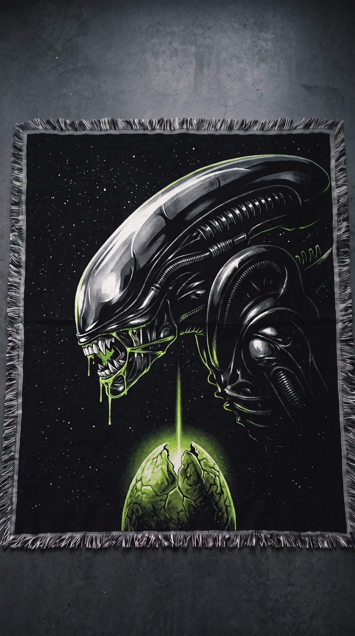 Alien woven blanket - The Mori Cut