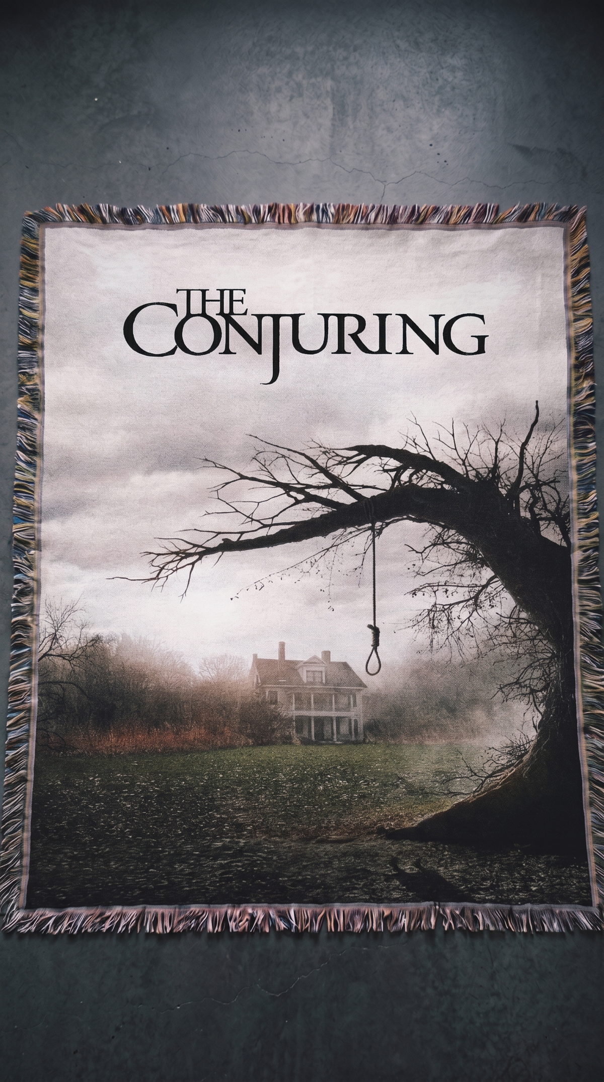 The Conjuring woven blanket - The Theatrical Cut