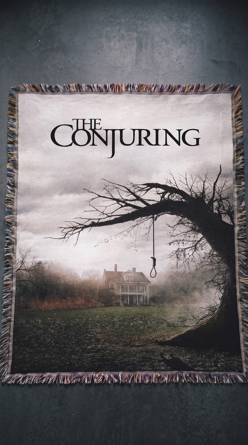 The Conjuring woven blanket - The Theatrical Cut