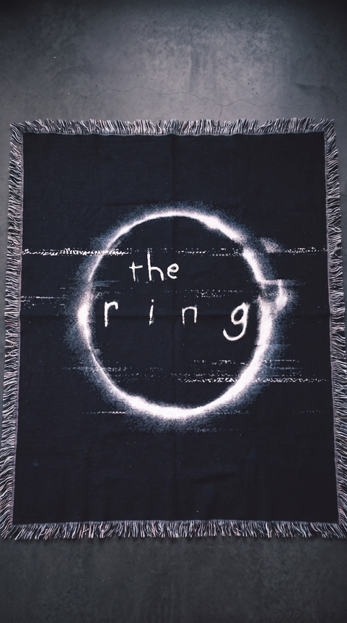 The Ring woven blanket - The Theatrical Cut
